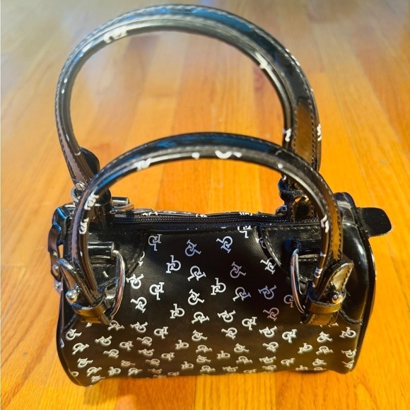 Rocco Barocco Purse So Fun And Cute​ - Picture 1 of 9